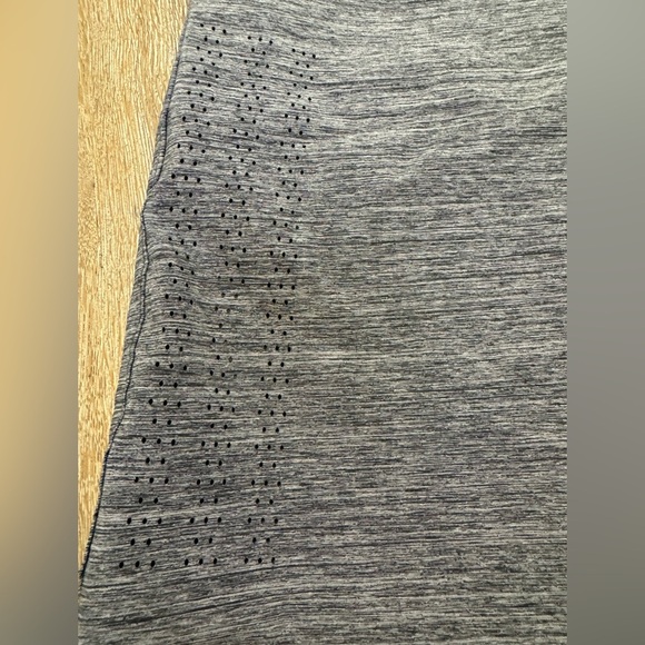 Adidas Men's Heather Gray Athletic Shorts - Picture 7 of 7